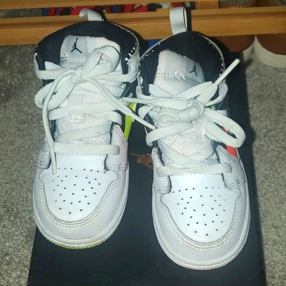 TODDLER JORDAN'S HIGH TOPS